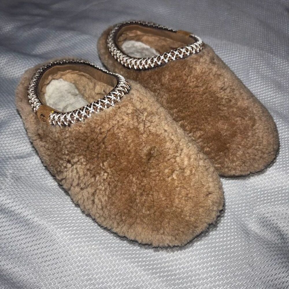 Women’s brown UGG Tasman Maxi Curly slippers